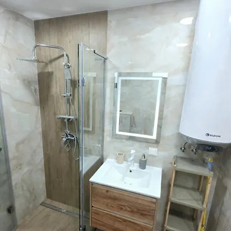 Apartment Premium Smart Mir 27 Self Check-in And Free Private Parking *
